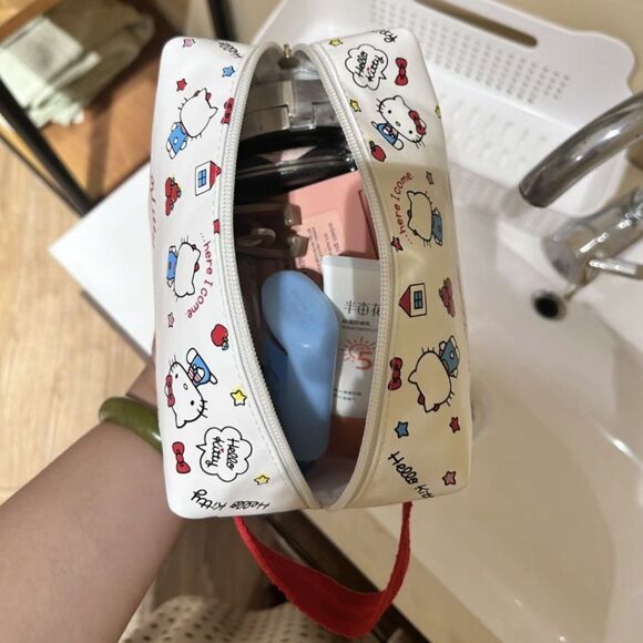 Hello Kitty Oxford Cloth Expandable Cosmetic Travel Bag Lined Pearl Zipper Pull - Picture 3 of 5